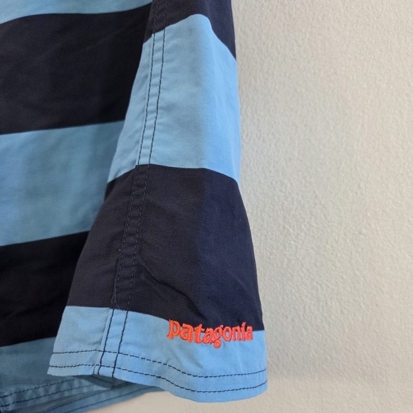 Men's Patagonia Stripe Wavefarer Board Shorts Size 35 Blue #86630 Beach - Picture 2 of 7